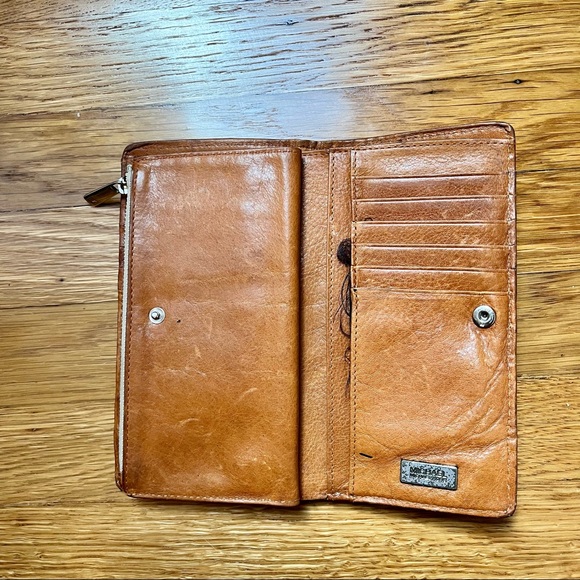 VTG! Michael Kors Trifold Rectangular Leather Jacquard Wallet - Picture 8 of 12